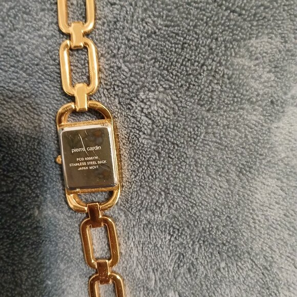 Vintage Pierre Cardin Working Gold Link Watch Excellent Condition - Picture 3 of 9